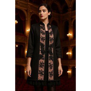 LILI BUTLER Y2K Vintage Black & Rose Embroidered 100% Silk Opera Jacket – Size S